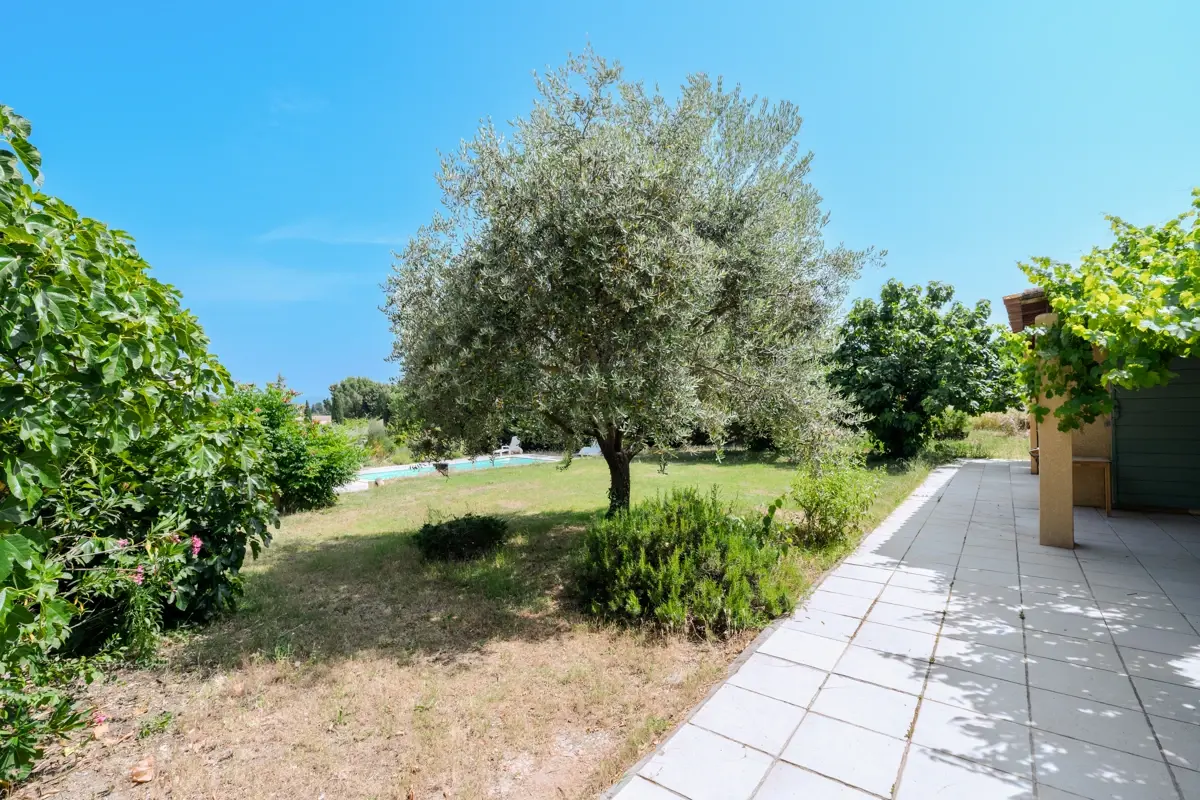 Photo 3 - Maison 4 pièces - piscine et vue dégagée - centre-ville à vélo 