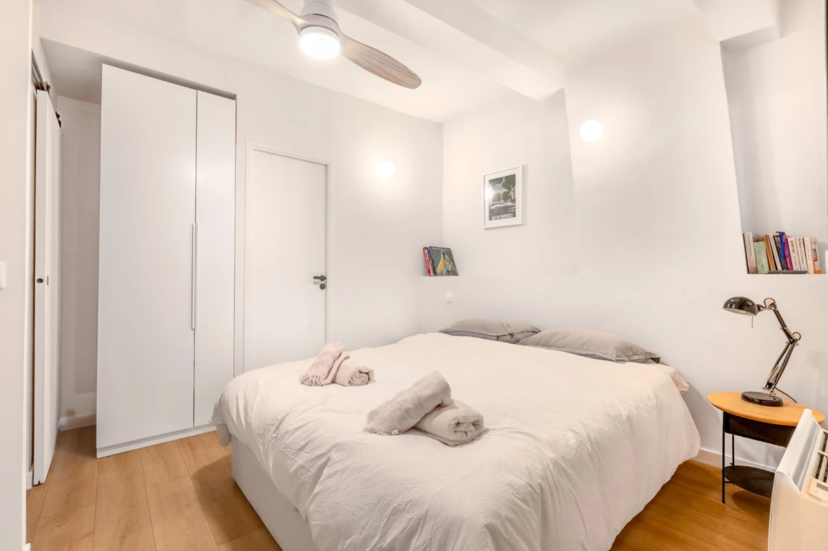 Photo 5 - Appartement rénové 2 pièces secteur Palais