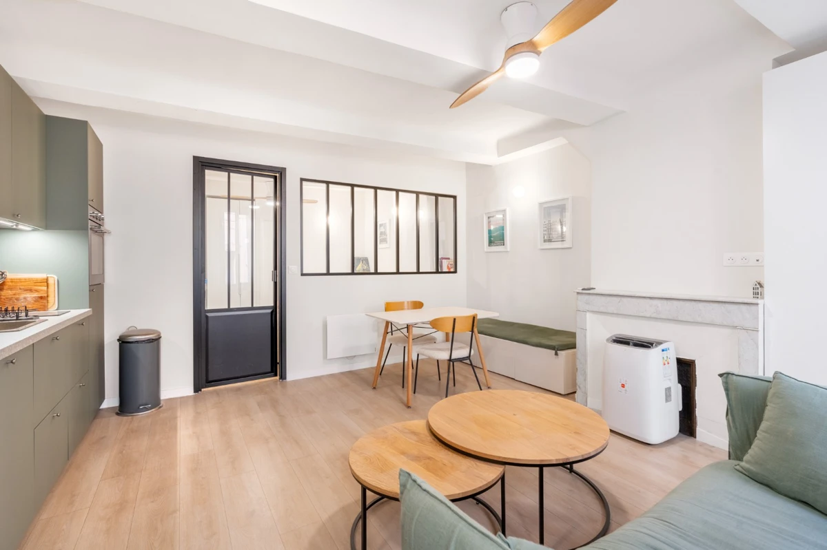 Photo 3 - Appartement rénové 2 pièces secteur Palais