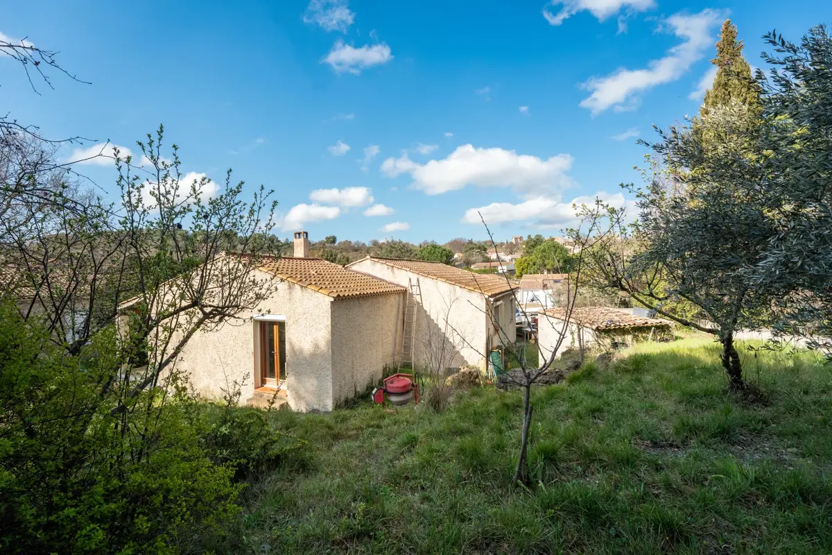 Photo 1 - Maison 4 pièces au calme