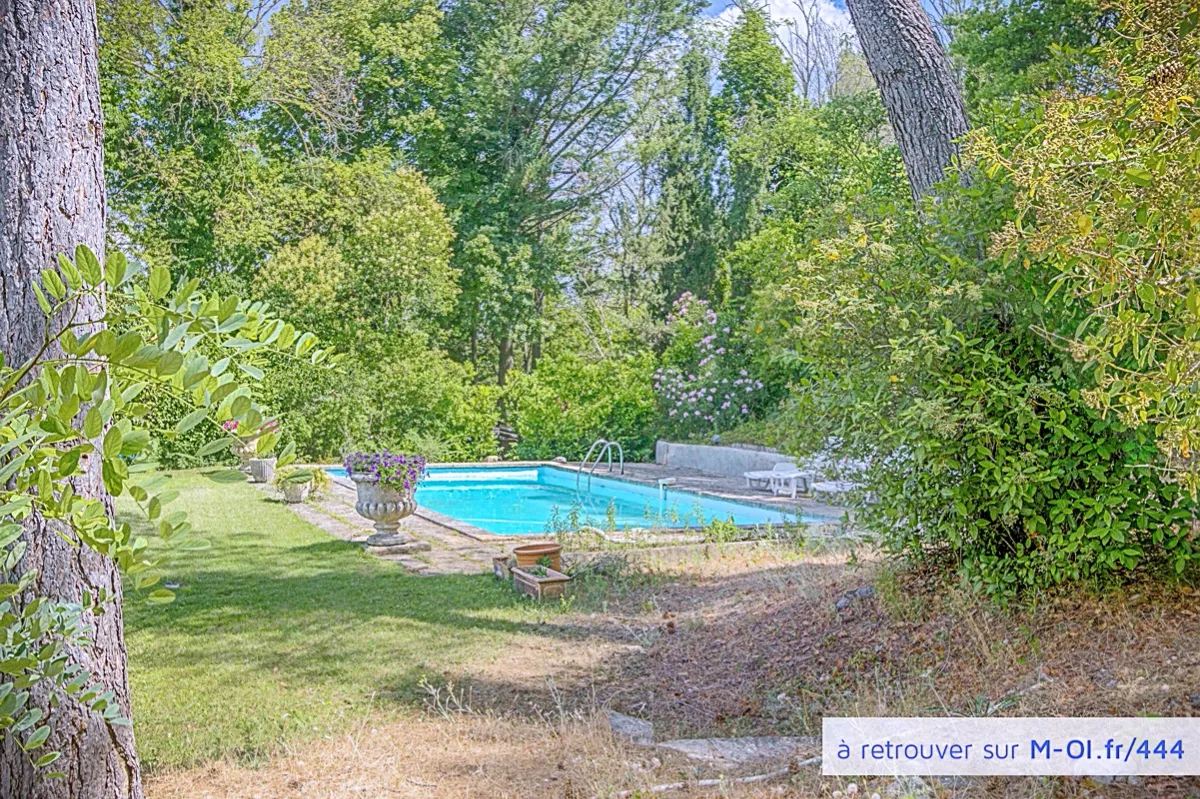 Photo 2 - 13100 - Aix-en-Provence SUD - PONT DE L'ARC - Vente Maison - 170m2 hab + 100m2 de garage - Piscine - 1712m2 