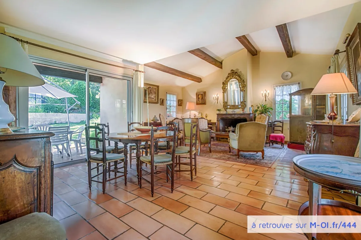 Photo 5 - 13100 - Aix-en-Provence SUD - PONT DE L'ARC - Vente Maison - 170m2 hab + 100m2 de garage - Piscine - 1712m2 