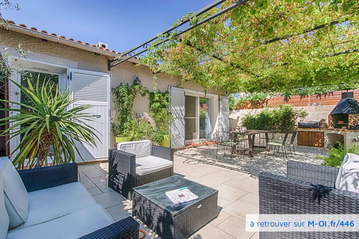Photo 1 - Vendue - MARTIGUES (13500)- SOUS COMPROMIS - Ferrieres- Villa T5/6 de 110m2 avec belles prestations - Jardin de 250M2 - Garage