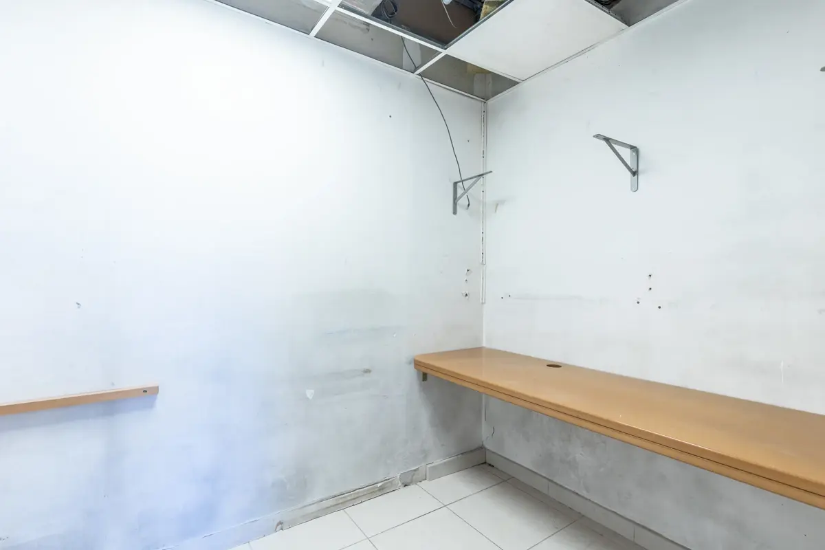 Photo 3 - Exclusivité Local Professionnel d’une surface de 127 m2  + cave de 26 m2 idéalement situé 