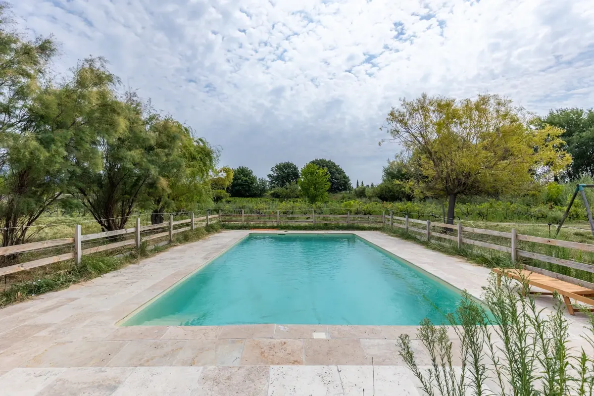 Photo 5 - MAS en pierre dans le Vaucluse (84380)+ maison d'invités, garage, remises, piscine, authenticité, calme.