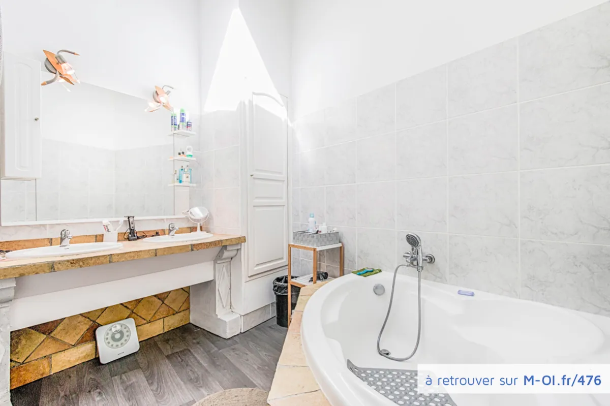 Photo 5 - - VENDUE- Exclusivité - Saint-Chamas - Maison de village de charme - T3 de 80m2 - Clefs en main 