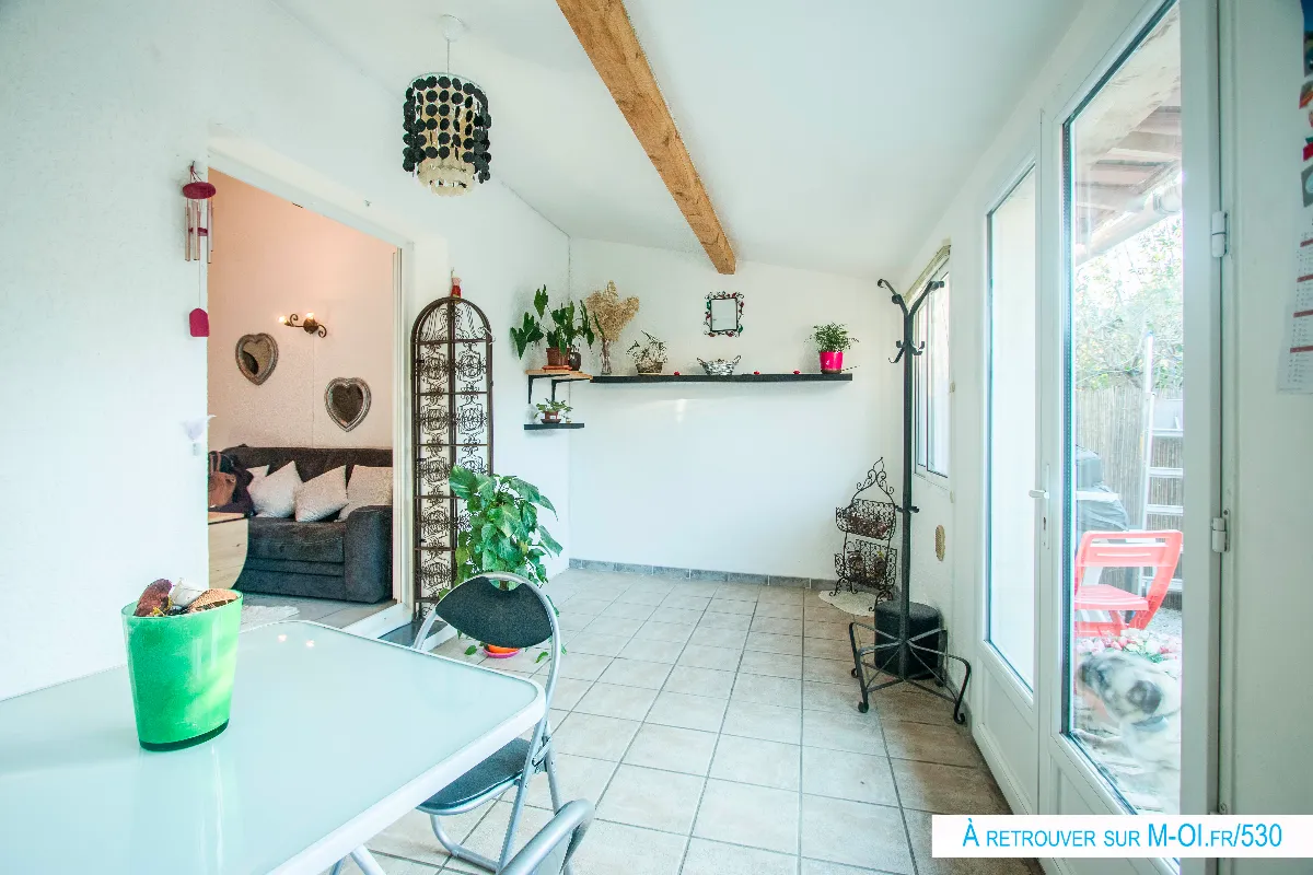 Photo 3 - VENDUE - EXCLUSIVITE - Jolie maisonnette dans résidence avec piscine - T2 avec jardin et véranda - Place de parking privative