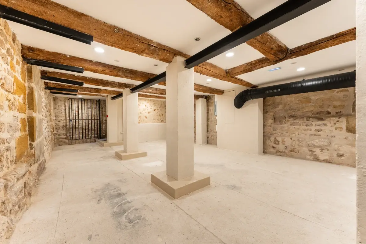 Photo 2 - Local Professionnel - 3 pièces - Rénové - 180m2 - Quartier Prêcheurs - Aix-en-Provence - 13100