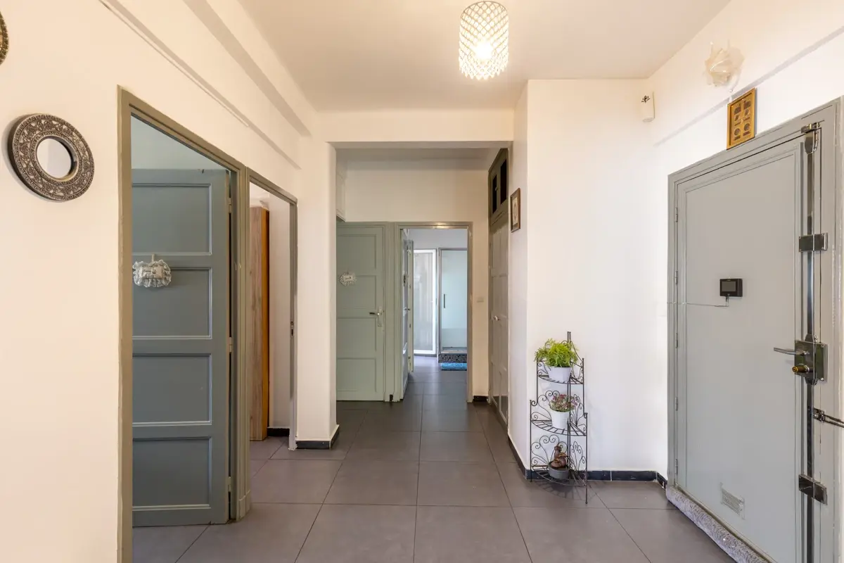 Photo 4 - En exclusivité un appartement T3/4 de 101m2 habitable.