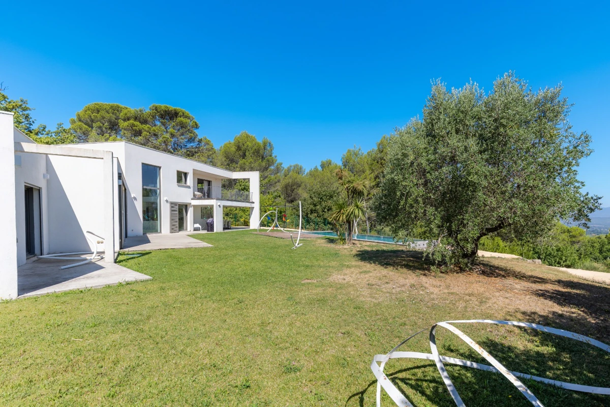 Photo 4 - Villa contemporaine avec vue imprenable sur le Luberon - Piscine et séjour cathédrale 
