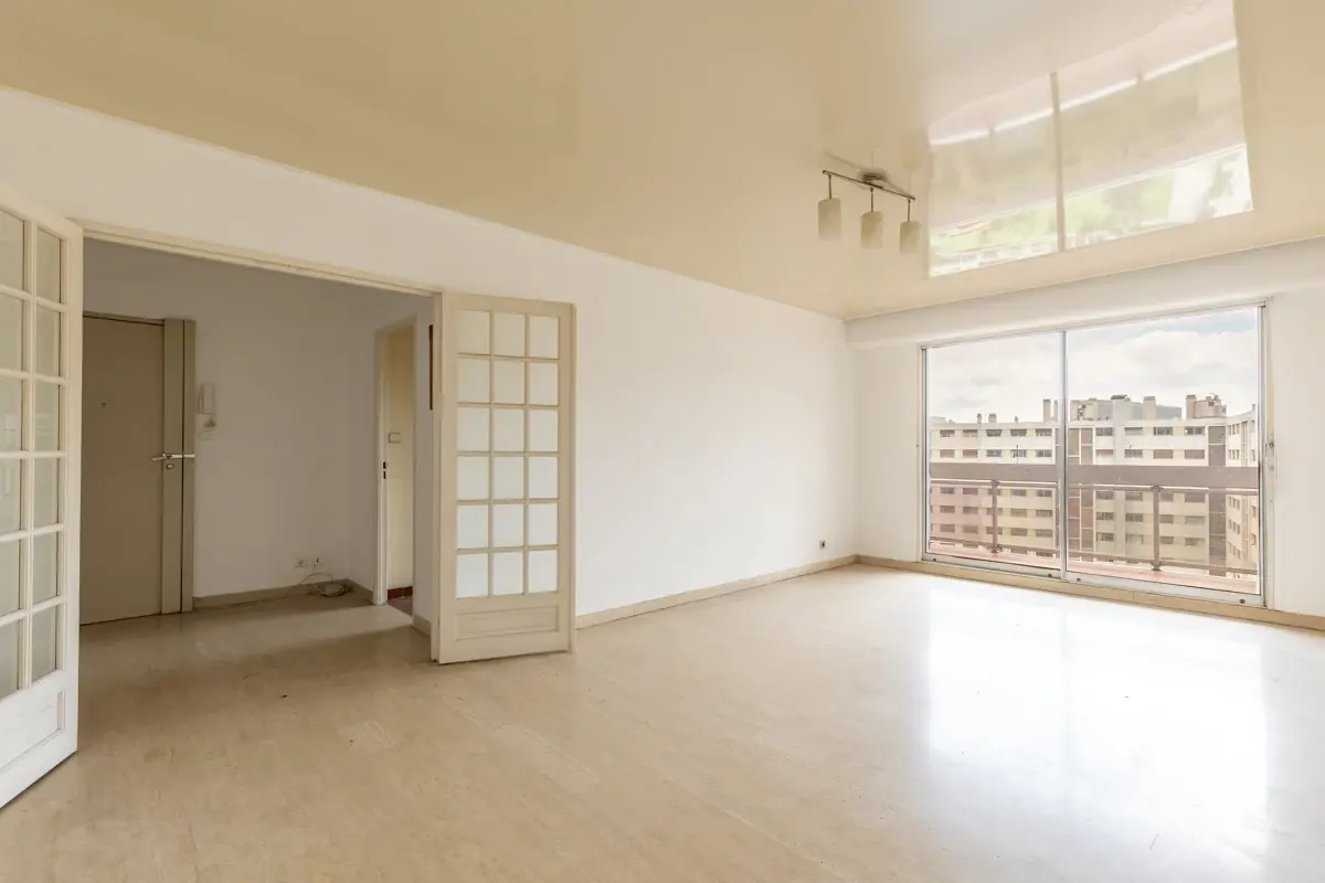 Photo 3 - Appartement de type 4 avec extérieurs et box dans le 1er arrondissement de Marseille