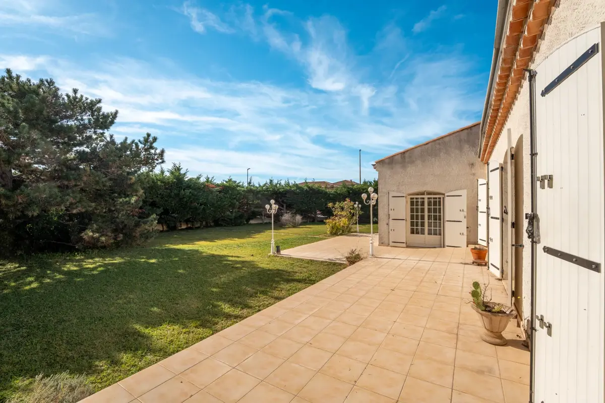 Photo 4 - Maison type 7 avec double garage piscinable