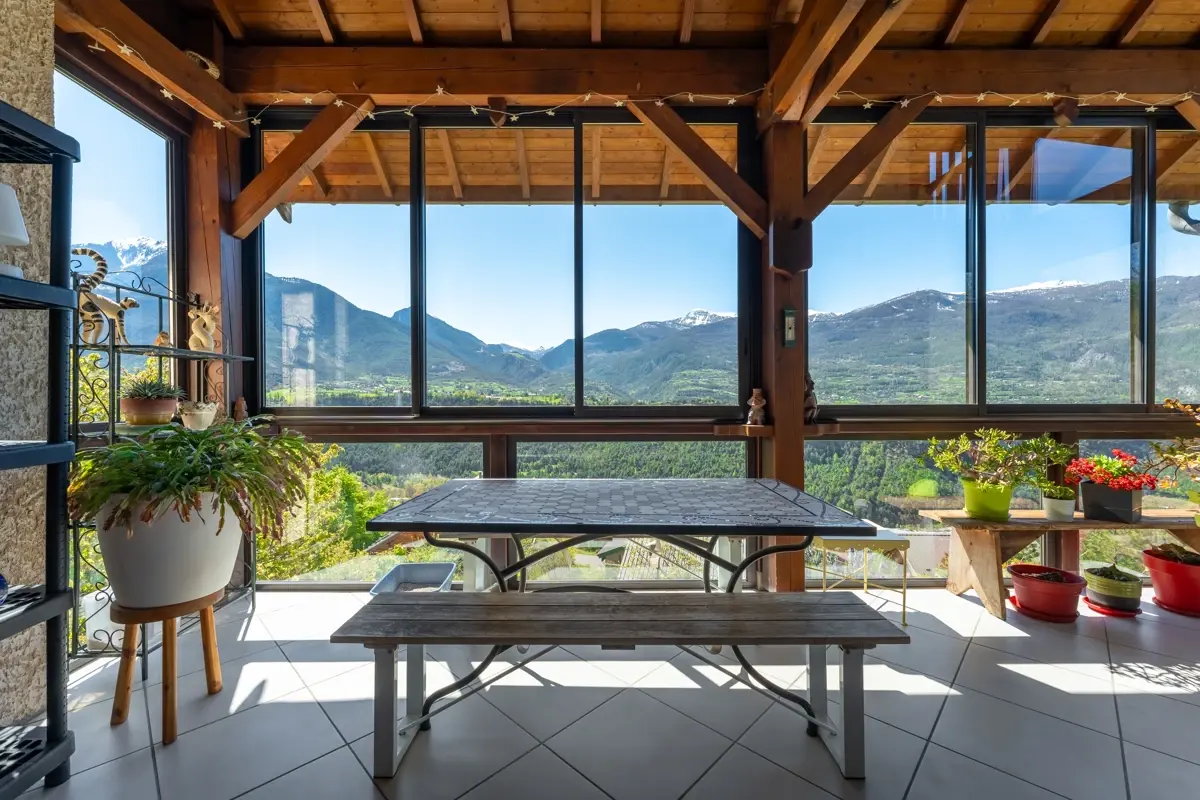 Photo 3 - Maison de Type 6 de 200m2, Vue dominante sur les montagnes.