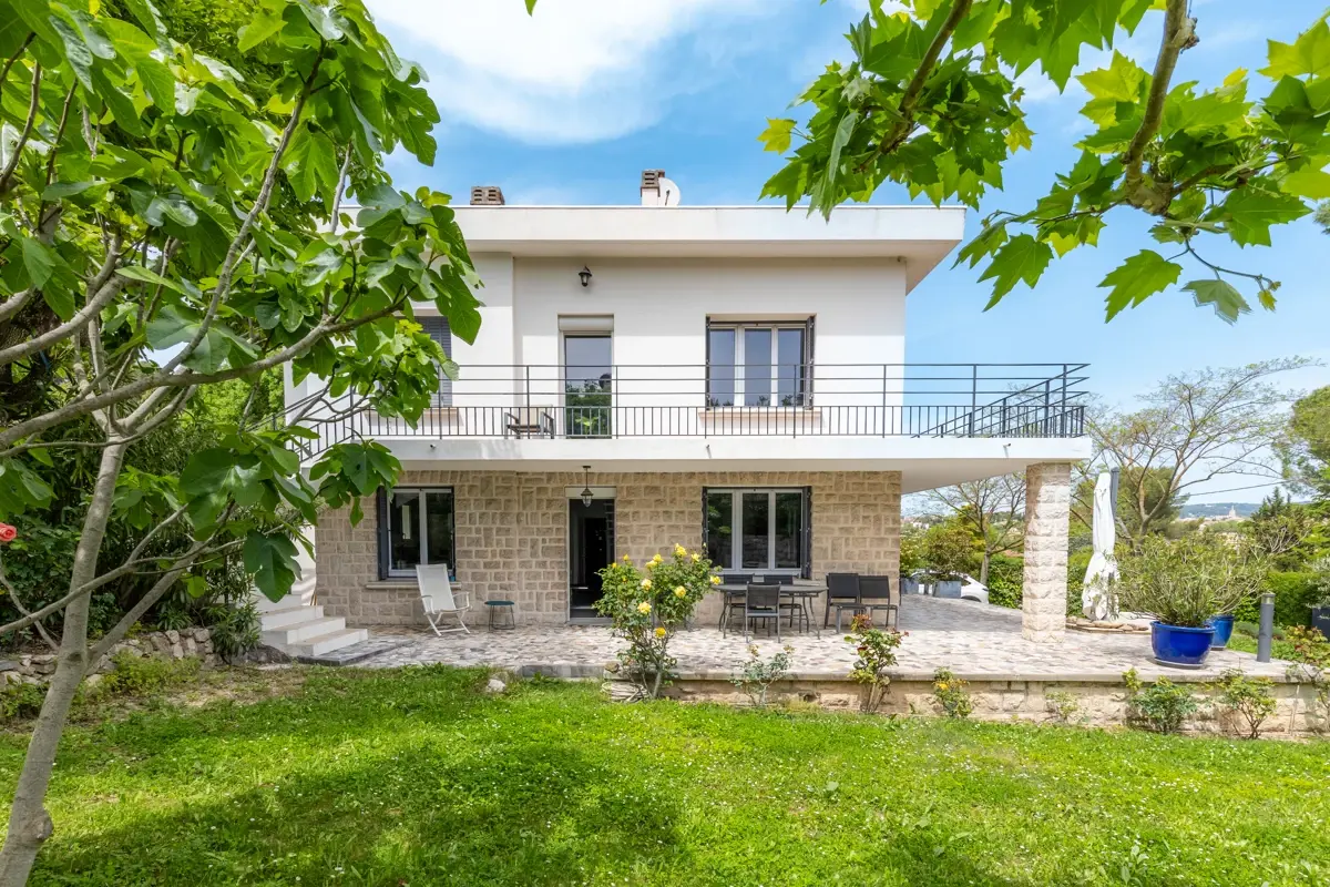 Photo 2 - Villa contemporaine de 8 pièces - quartier Pont de l'Arc