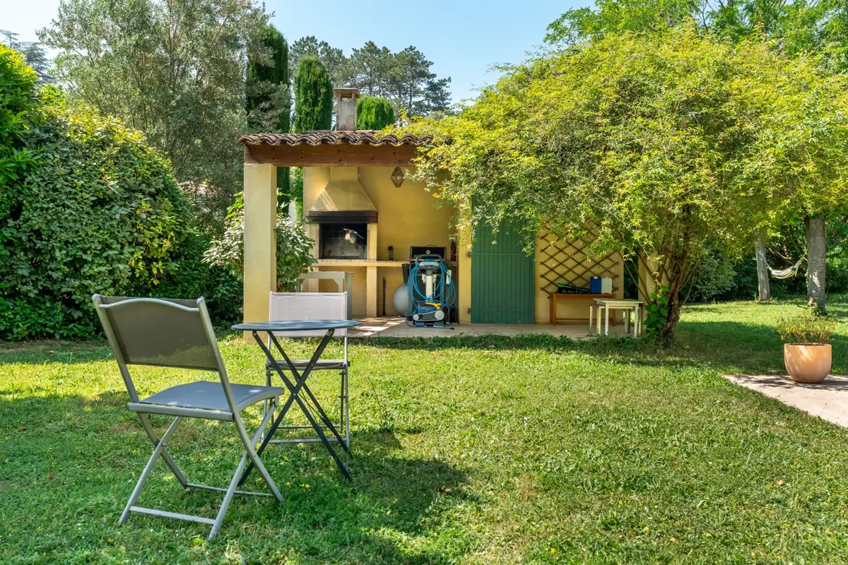 Photo 5 - Maison 5 chambres - beau jardin arboré avec piscine 