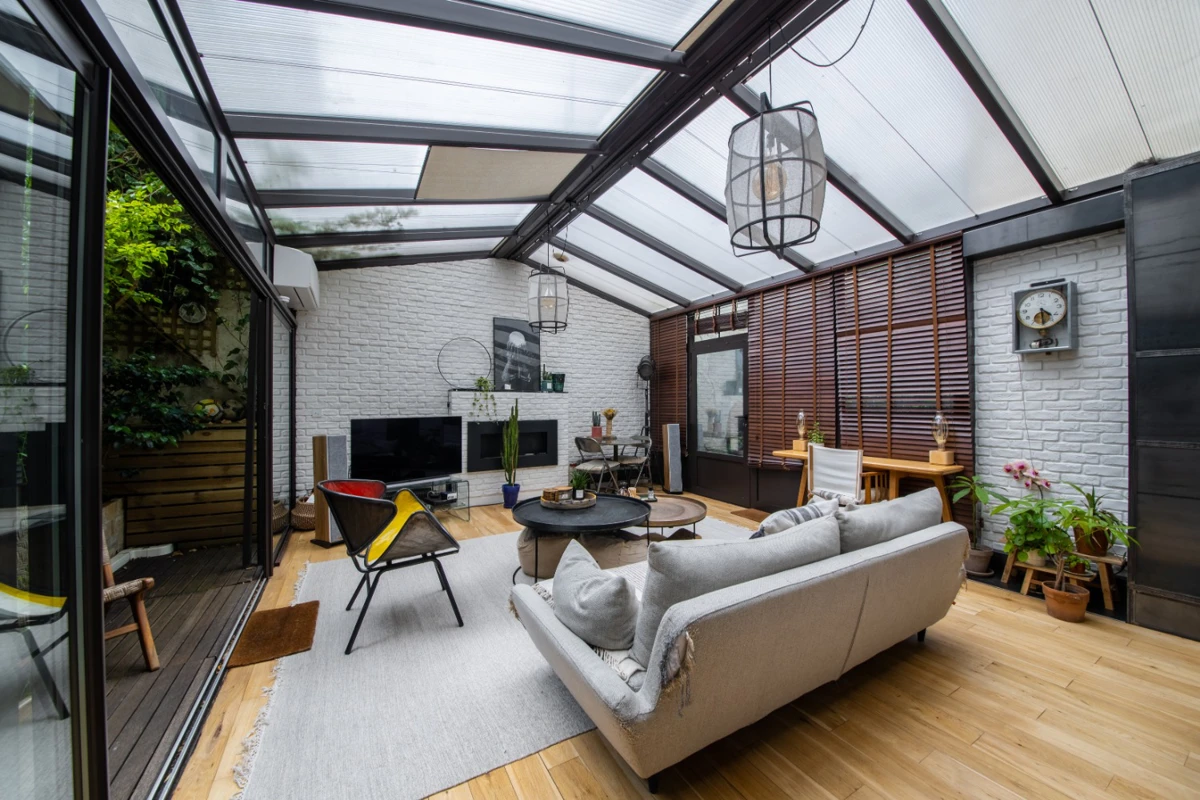 Photo 3 - Appartement type LOFT 3 Pièces 78m² - RUE MANIN / Buttes-Chaumont Paris 19e
