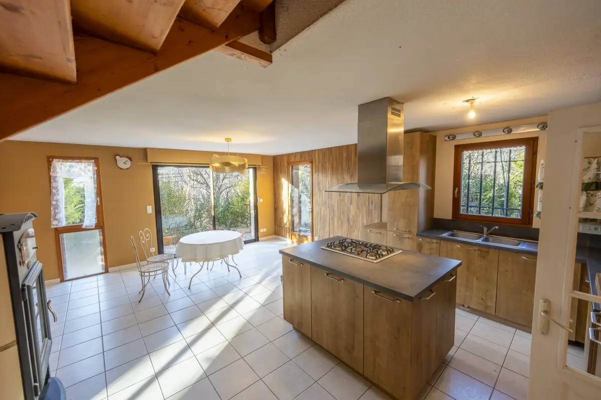 Photo 3 - Maison Type 4 de 100m² avec Garage et Jardin 