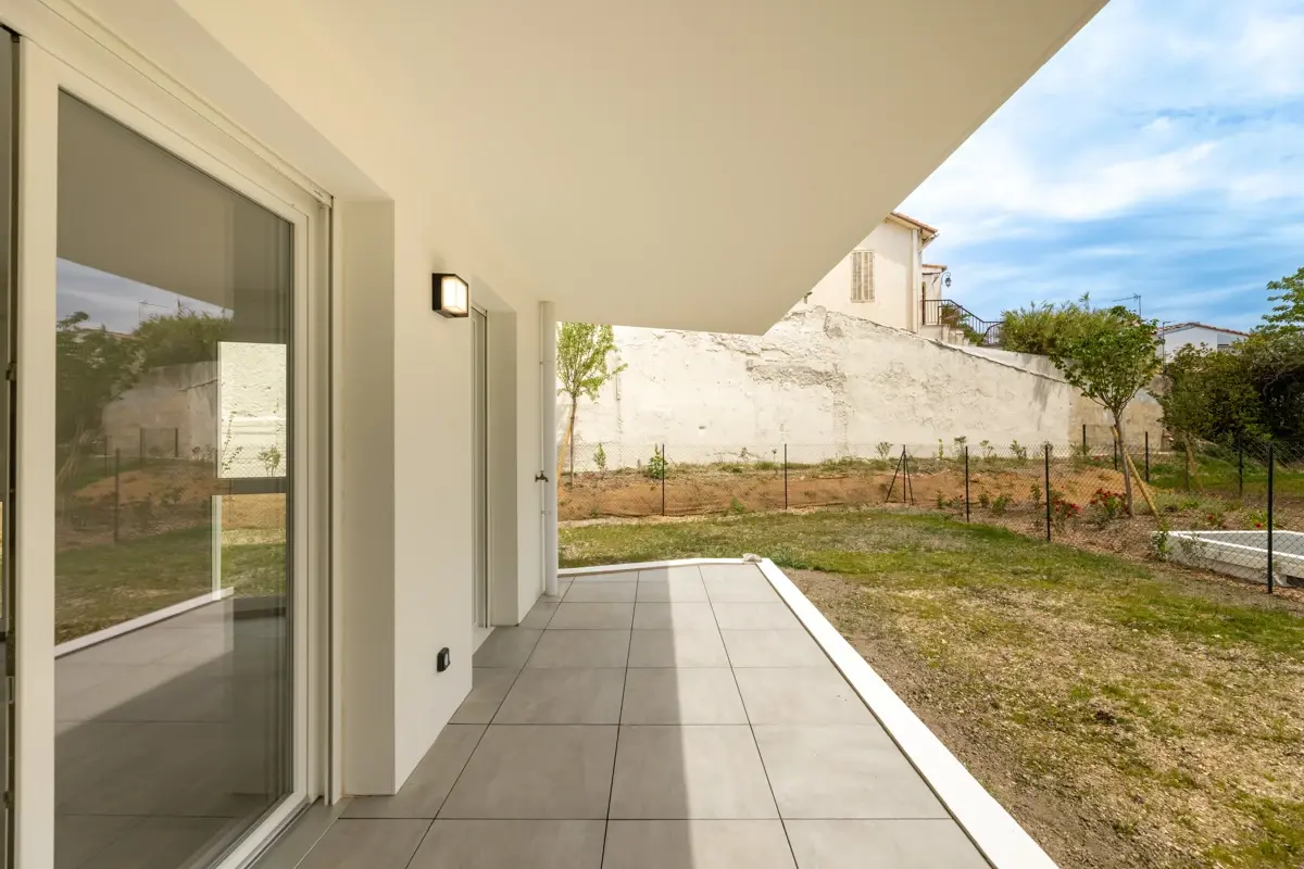 Photo 1 - Appartement 3 pièces avec jardin et double box à deux pas de la mer