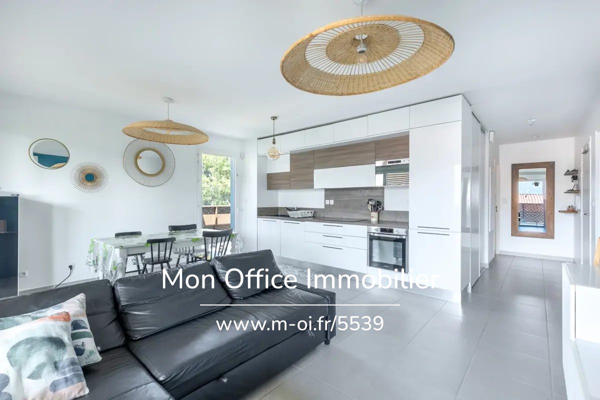 Vente villa vue mer de 160m2 à SAUSSET LES PINS — 30