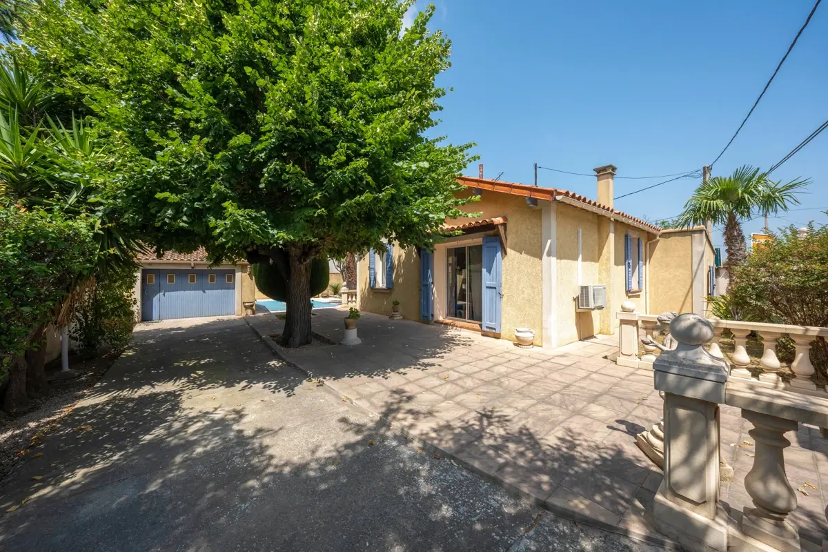 Photo 5 - Maison plain-pied de type 4 avec garage, piscine et cuisine d'été