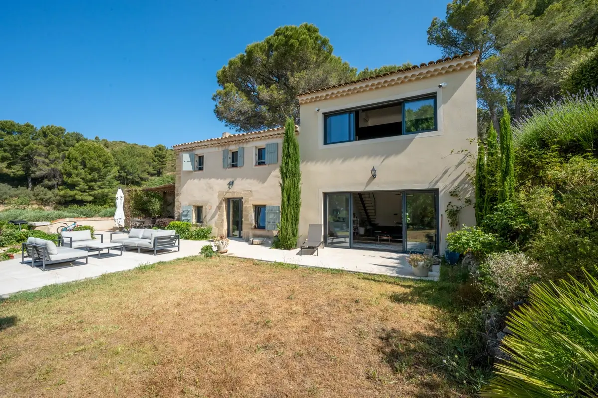 Photo 5 - Bastide Néo-Provençale de 270m2 avec piscine sur une domaine de 3 hectares 