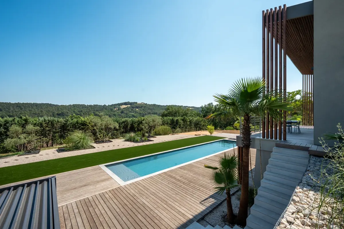 Photo 2 - Villa contemporaine 6 pièces, piscine , garage , vue dégagée.