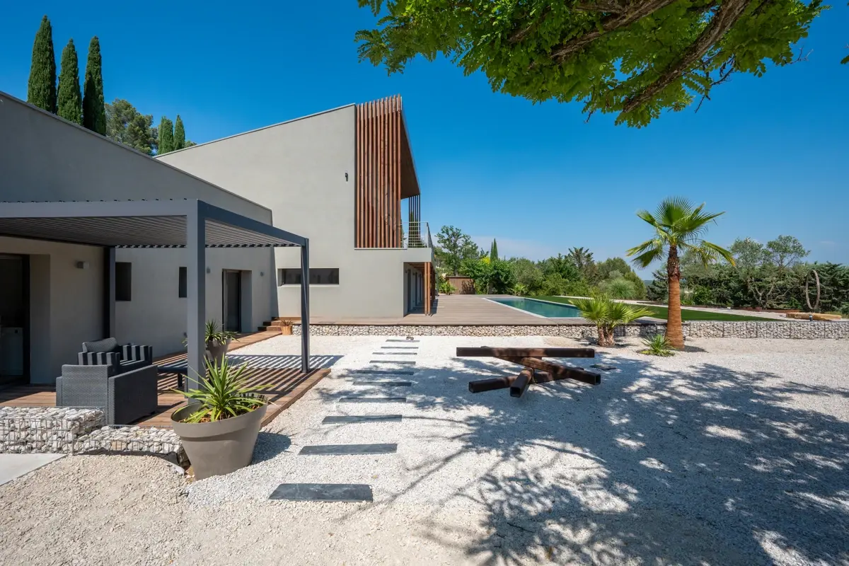 Photo 4 - Villa contemporaine 6 pièces, piscine , garage , vue dégagée.