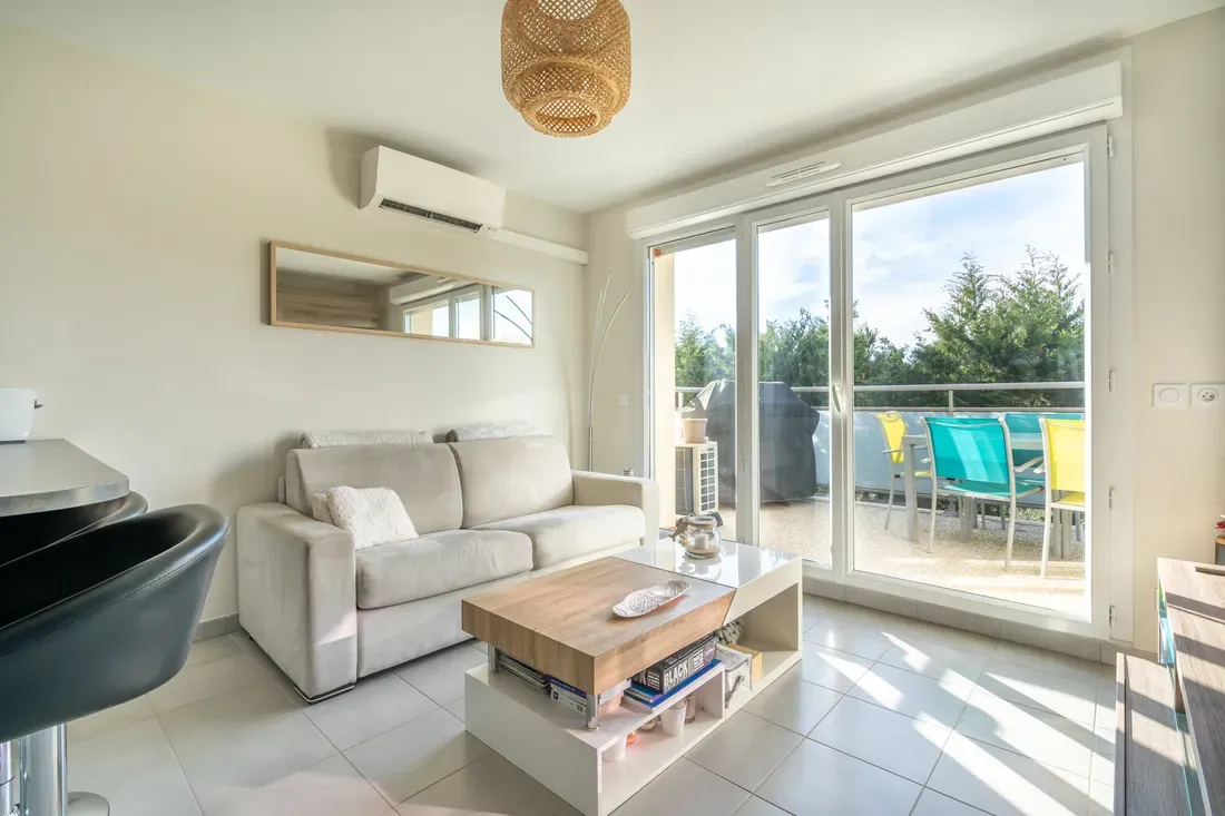 Photo 3 - Appartement 2 pièces à Meyreuil (13590)