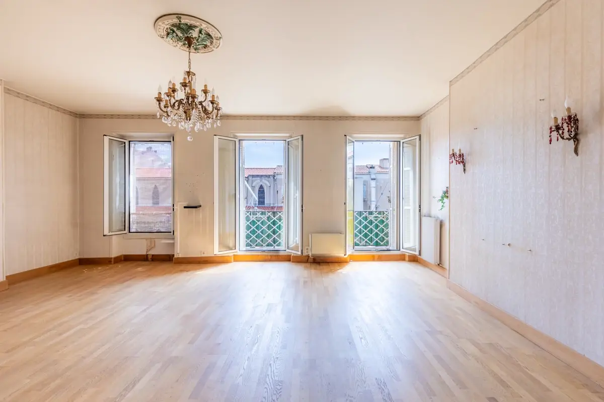 Photo 3 - Appartement 4 pièces avec extérieurs dans le quartier des Cinq-Avenues 