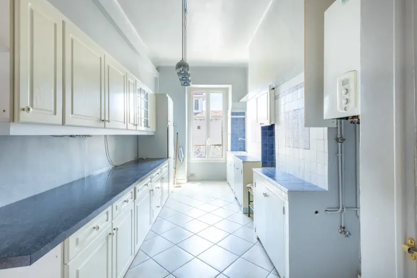 Maison 10 pièces - 8 chambres - Jacuzzi, Piscine, Salle de Cinema - Village à pied — 14