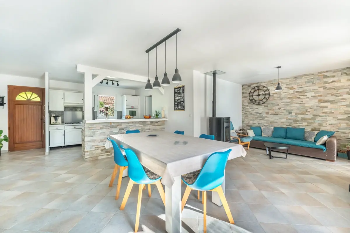 Photo 1 - Maison 6 pièces - Bouc-bel-air