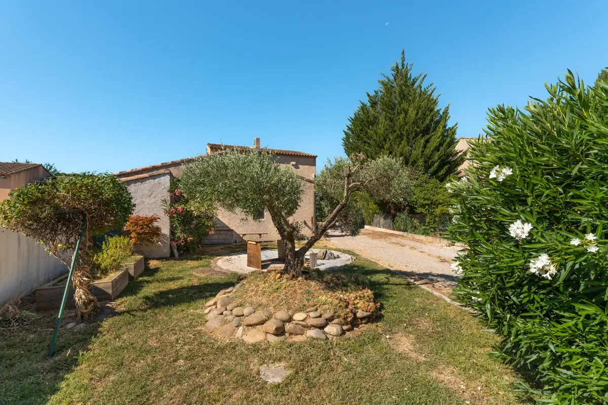 Photo 2 - Maison 6 pièces - Bouc-bel-air