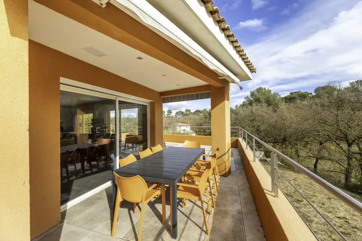 Photo 3 - Maison 5 pièces avec piscine dans résidence sécurisée 