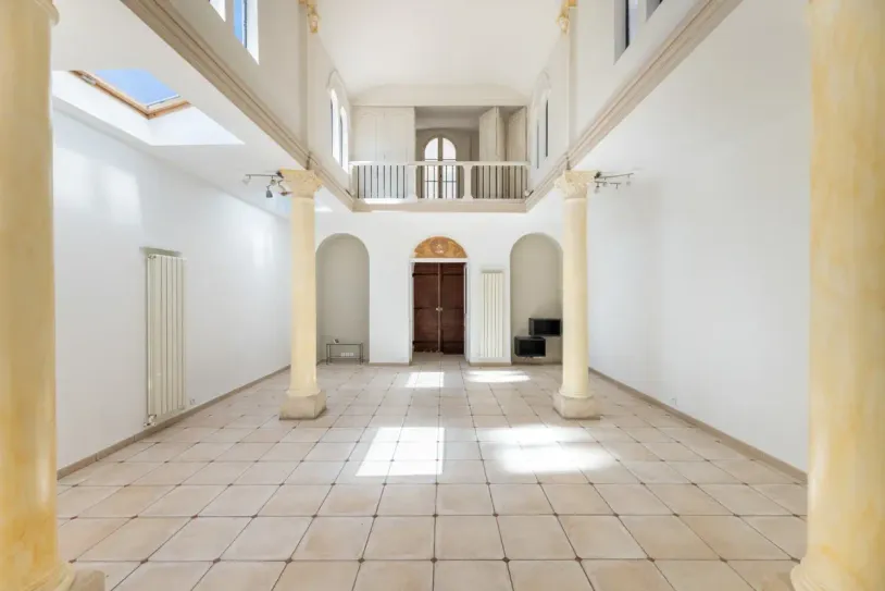Maison 270 m2 avec sous sol, dépendance de 40 m2 + garage sur 2300 m2 de terrain — 23