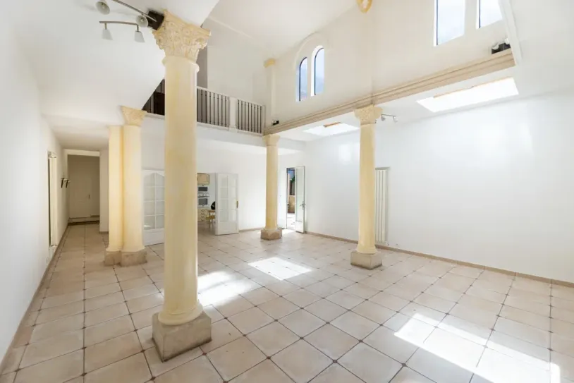 Maison 270 m2 avec sous sol, dépendance de 40 m2 + garage sur 2300 m2 de terrain — 26