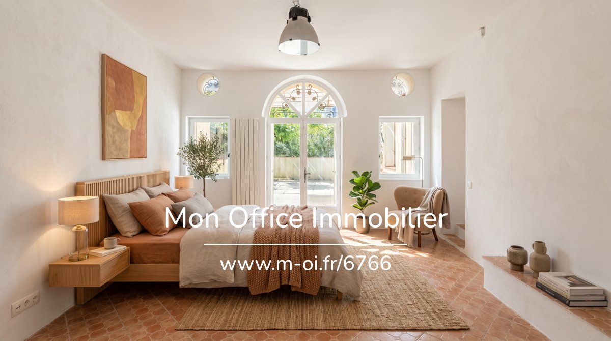Maison 270 m2 avec sous sol, dépendance de 40 m2 + garage sur 2300 m2 de terrain — 10