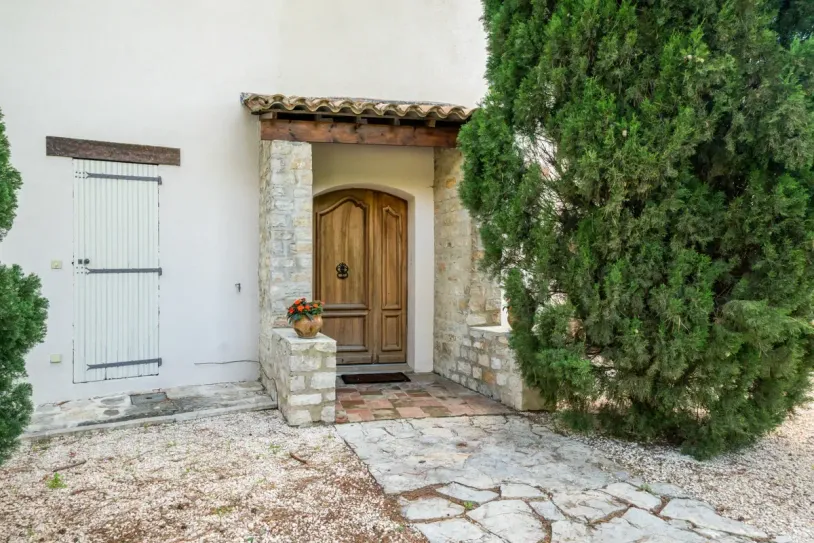 Maison contemporaine 4 chambres - piscine - Le Tholonet — 20