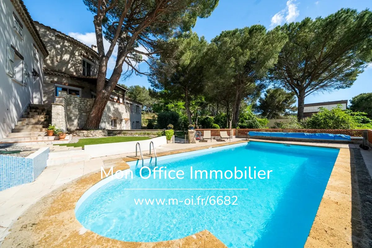 Maison contemporaine 4 chambres - piscine - Le Tholonet — 7