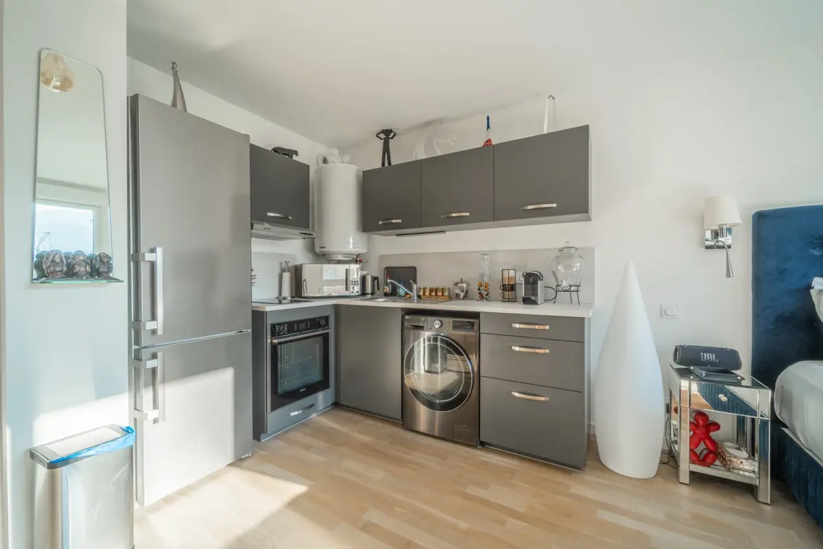 Photo 2 - Studio meublé de 35 m² avec vue dégagée – Idéal pour investissement