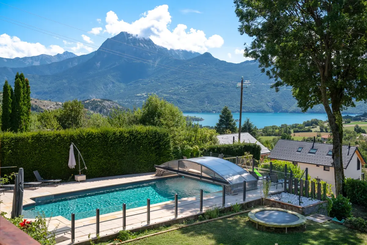 Photo 3 - Gîtes 398 m2 - piscine - vue magnifique sur le Lac