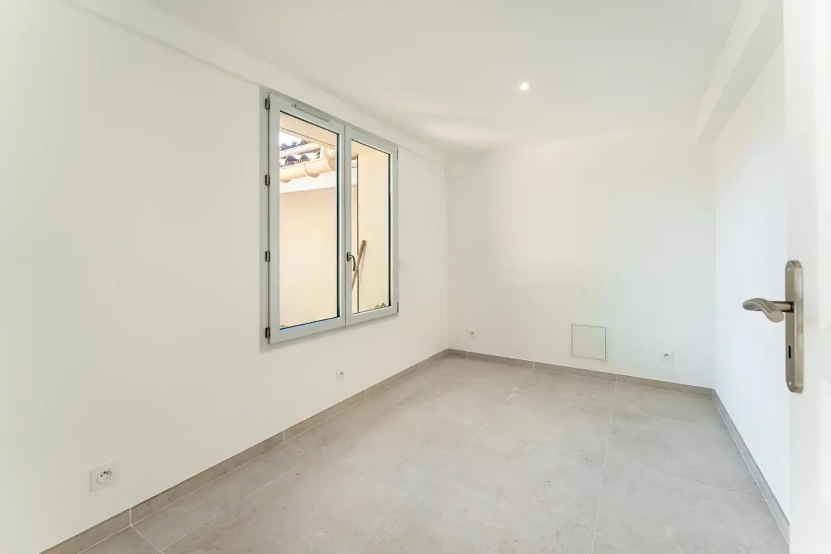 Photo 4 - Appartement rénové entièrement - 2 chambres - Jardin - Parking