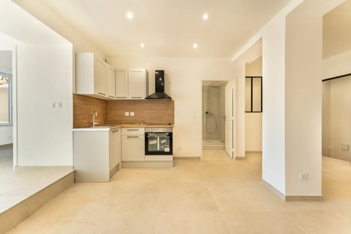 Photo 2 - Appartement rénové entièrement - 2 chambres - Jardin - Parking