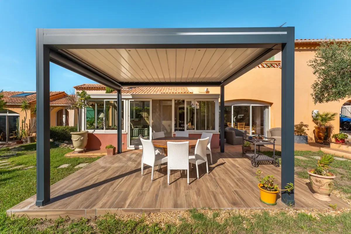 Photo 5 - Villa de 180m2 avec 700m2 de terrain en centre ville, proche de la mer. 