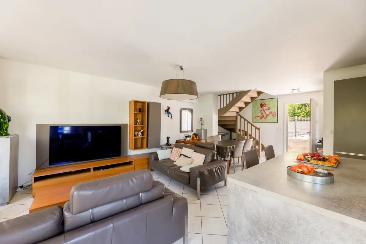Photo 5 - Maison T5 + piscine + garage + calme et vue dégagée