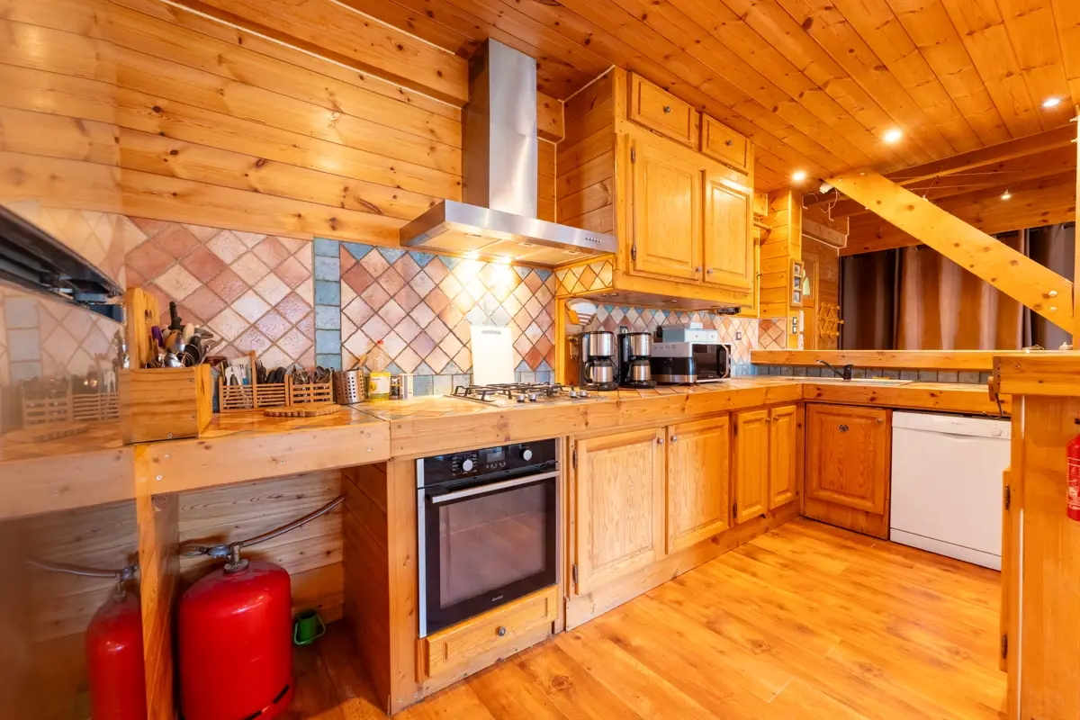 Photo 4 - Chalet 330m² - 28 couchages - Salle Cinéma et Danse