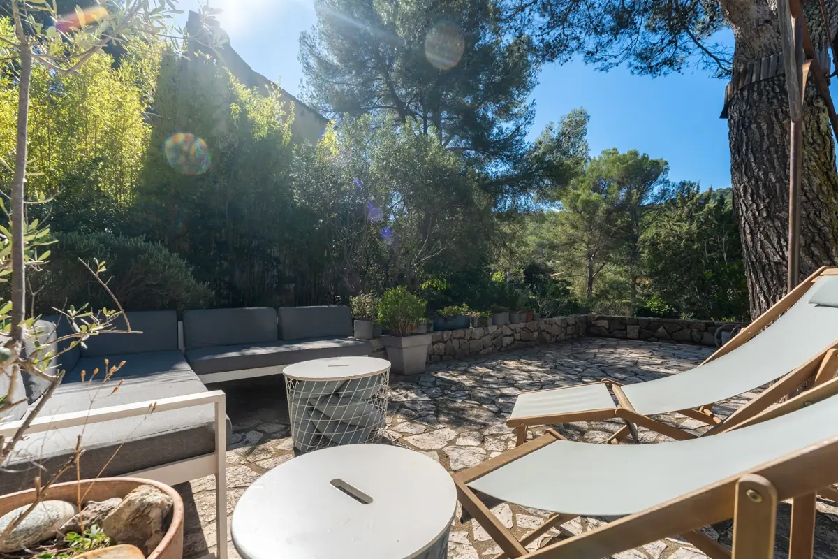 Photo 3 - Maison type 7 avec garage, dépendance et piscine partagée sur Ventabren