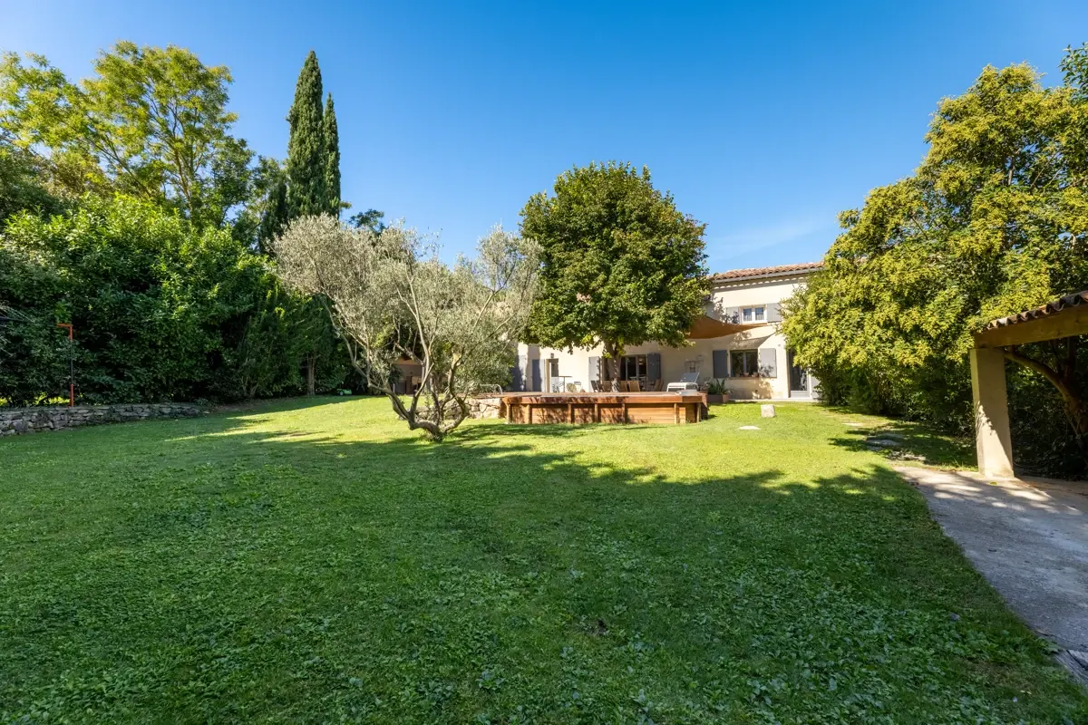 Photo 2 - Maison 203 m2 Aix-en-Provence, calme absolu