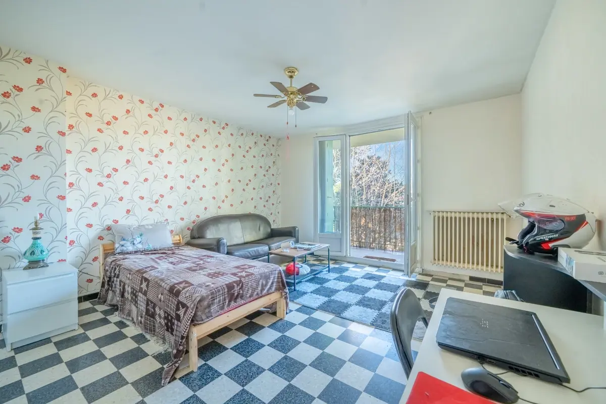 Photo 2 - Exclusivité Appartement 1/2  pièces d'une surface de 35 m2 au dernier étage plus parking privatif et cave 