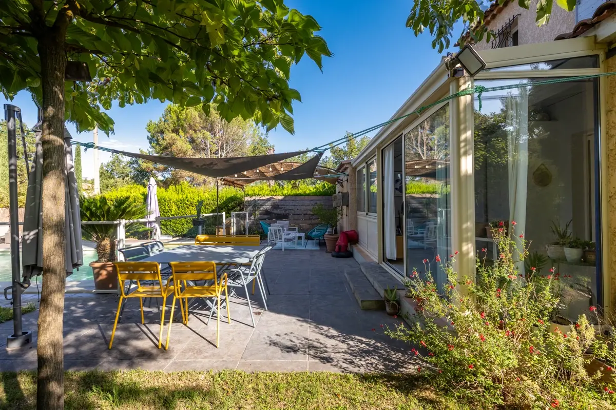 Photo 3 - Maison 5 pièces - Jardin - Piscine
