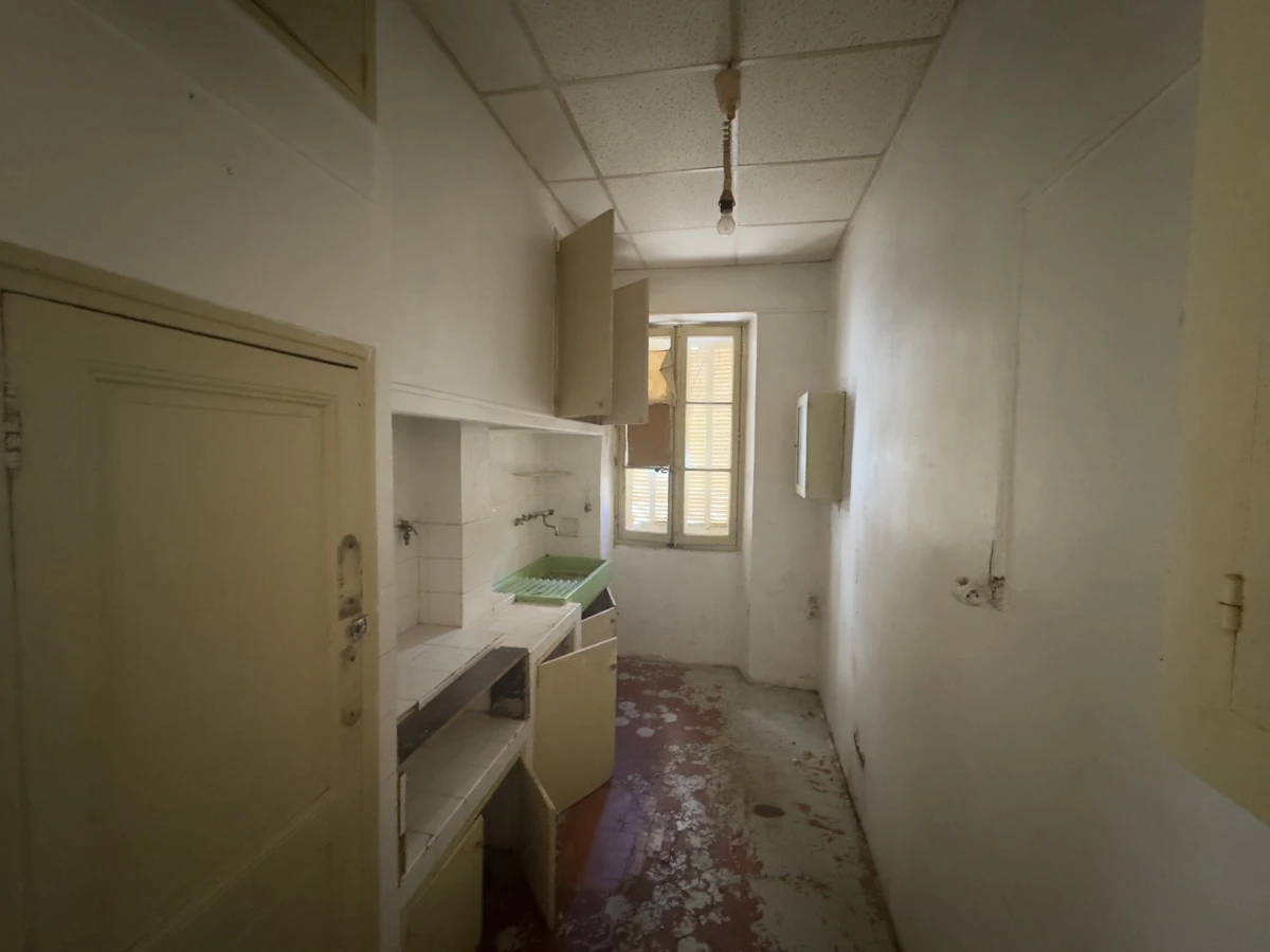 Photo 3 - Appartement 2 pièces à rénover